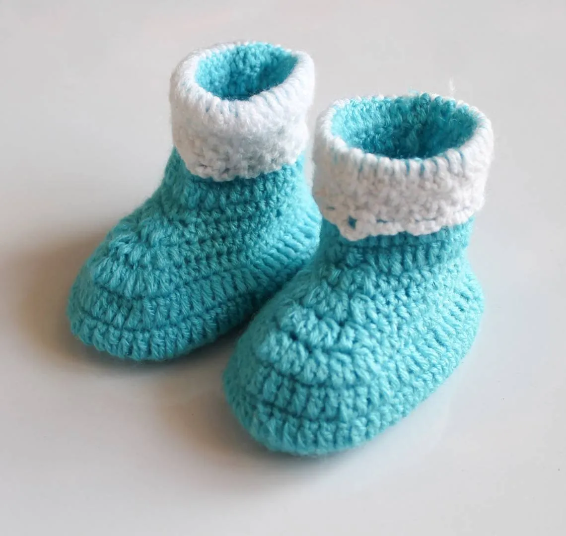 Woolen Soft Sole Blue Booties For Kids